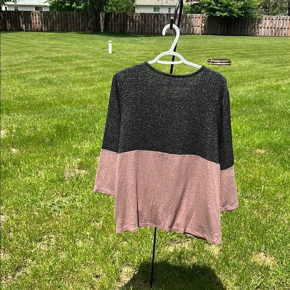 Market & Spruce Two-Tone Black & Mauve-Brown Knotted Top 3/4 Sleeved EUC LARGE - Picture 7 of 9